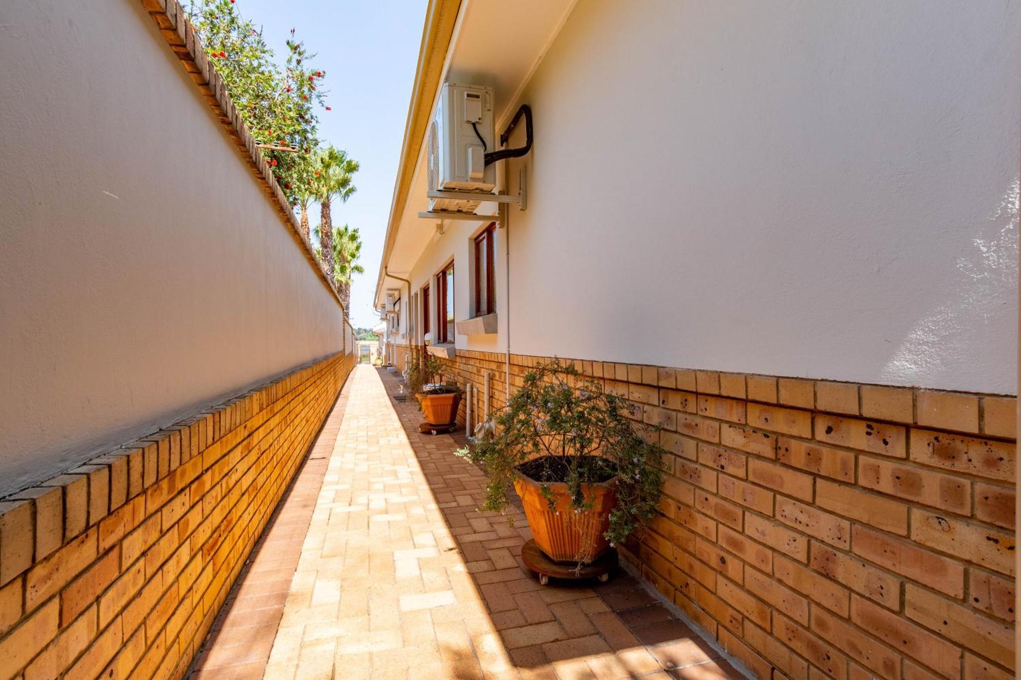 Rsa Lodge Benoni Exteriér fotografie